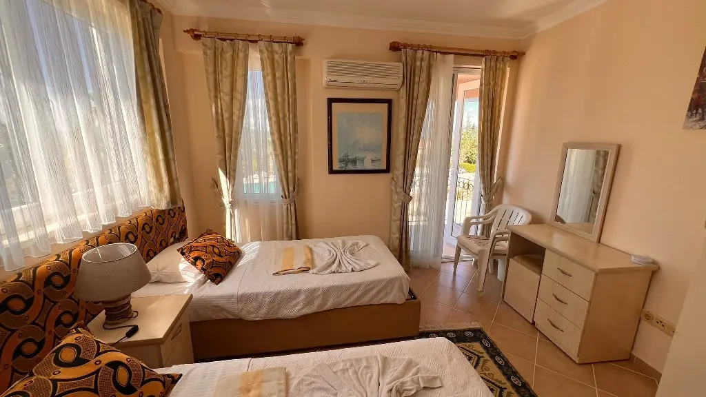 Twin room
